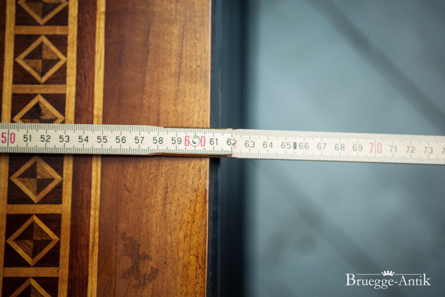 Antiquitaet Bruegge Antik 324 - Brügge Antik