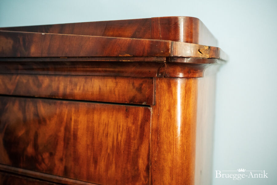 Antiquitaet Bruegge Antik 367 - Brügge Antik