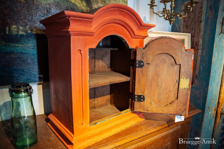 6 Antiquitaet Bruegge Antik 325 - Brügge Antik