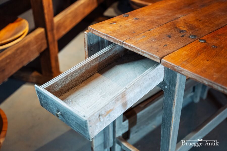 6 Antiquitaet Bruegge Antik 331 - Brügge Antik