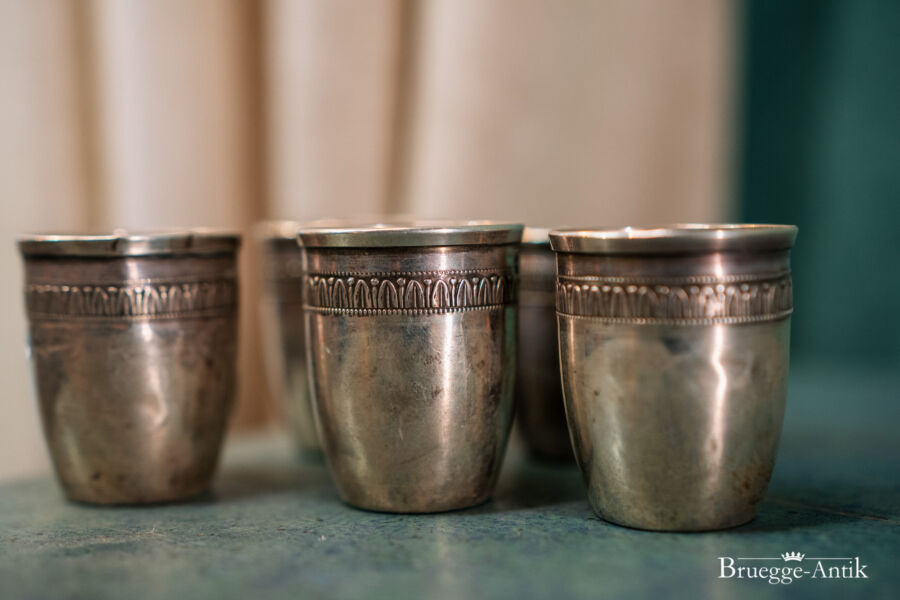 7 Antiquitaet Bruegge Antik 132 - Brügge Antik