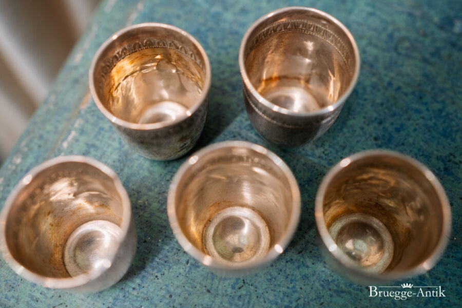 7 Antiquitaet Bruegge Antik 133 - Brügge Antik