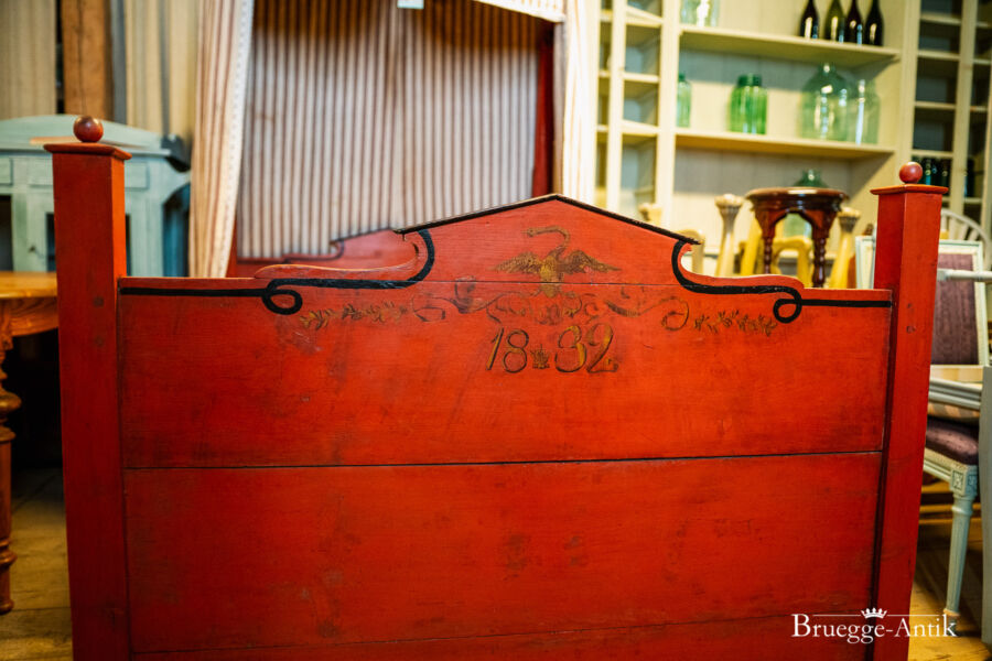 7 Antiquitaet Bruegge Antik 331 - Brügge Antik