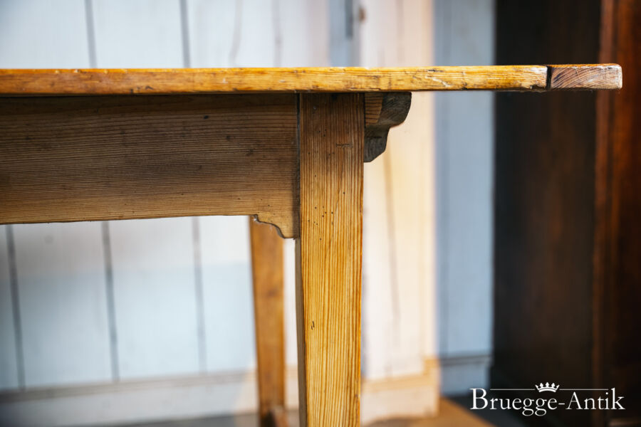 109 Bruegge Antik Antiquitaet Foto - Brügge Antik